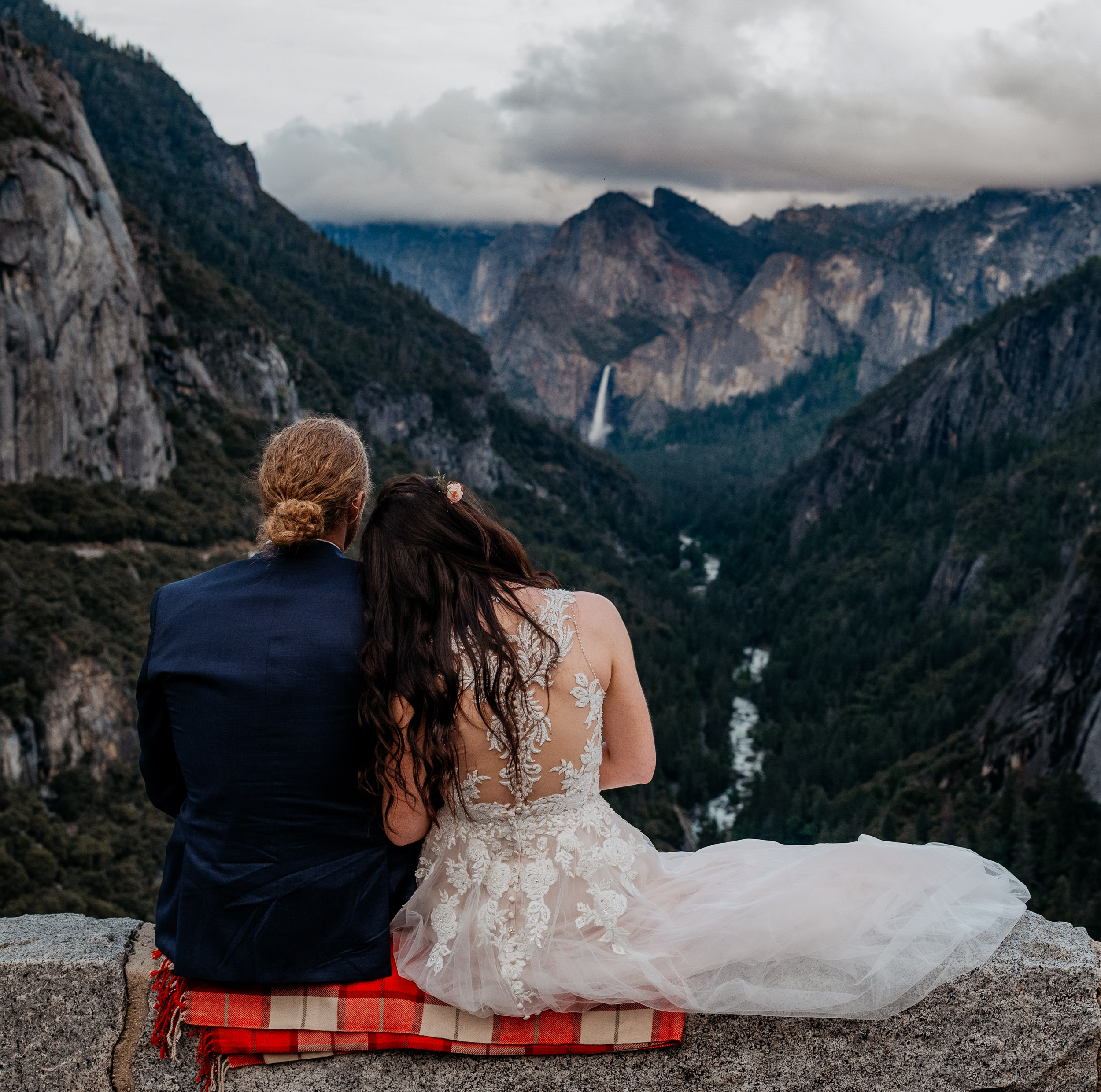 Yosemite valley elopement photographer